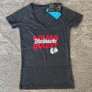 NWT Women’s Reebok Dark Gray Chicago Blackhawks Tee